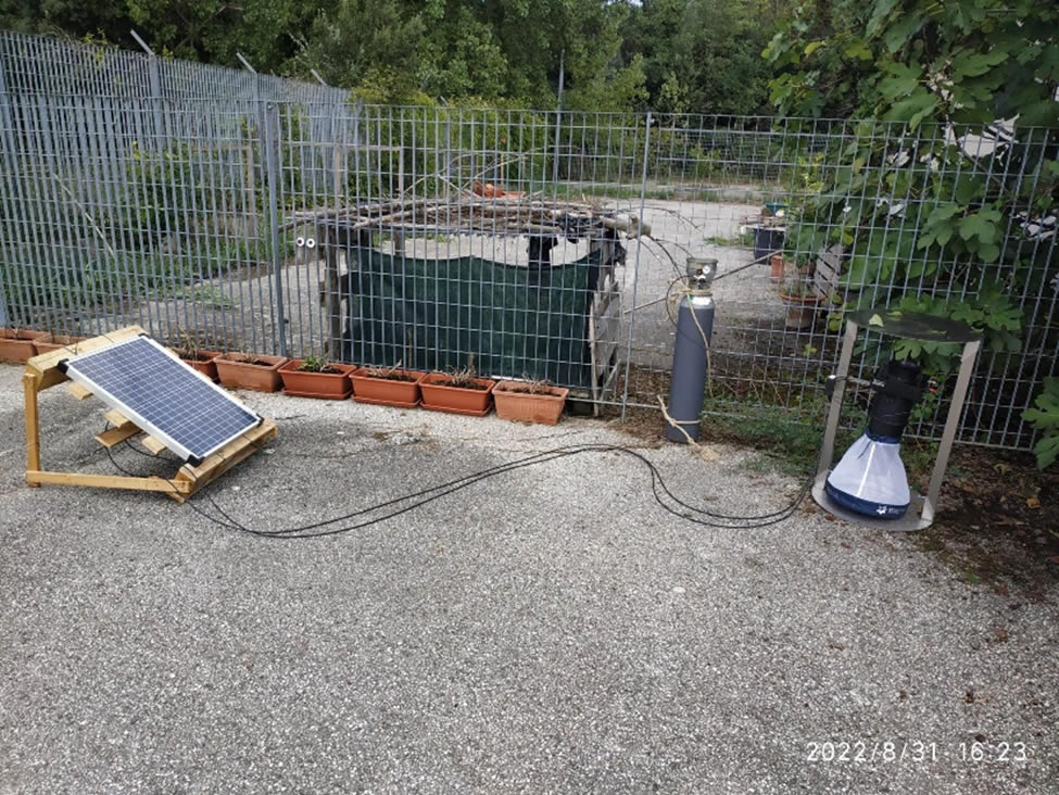 Valutazione preliminare delle prestazioni di cattura di zanzare di un modello di trappola a conteggio automatico immagine decorativa