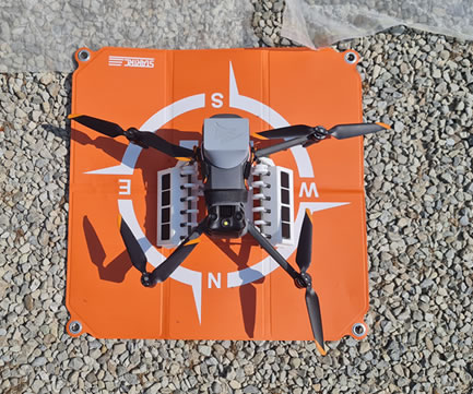 Continuano nel 2025 le prove di rilascio di maschi sterili di Zanzara Tigre tramite drone immagine decorativa